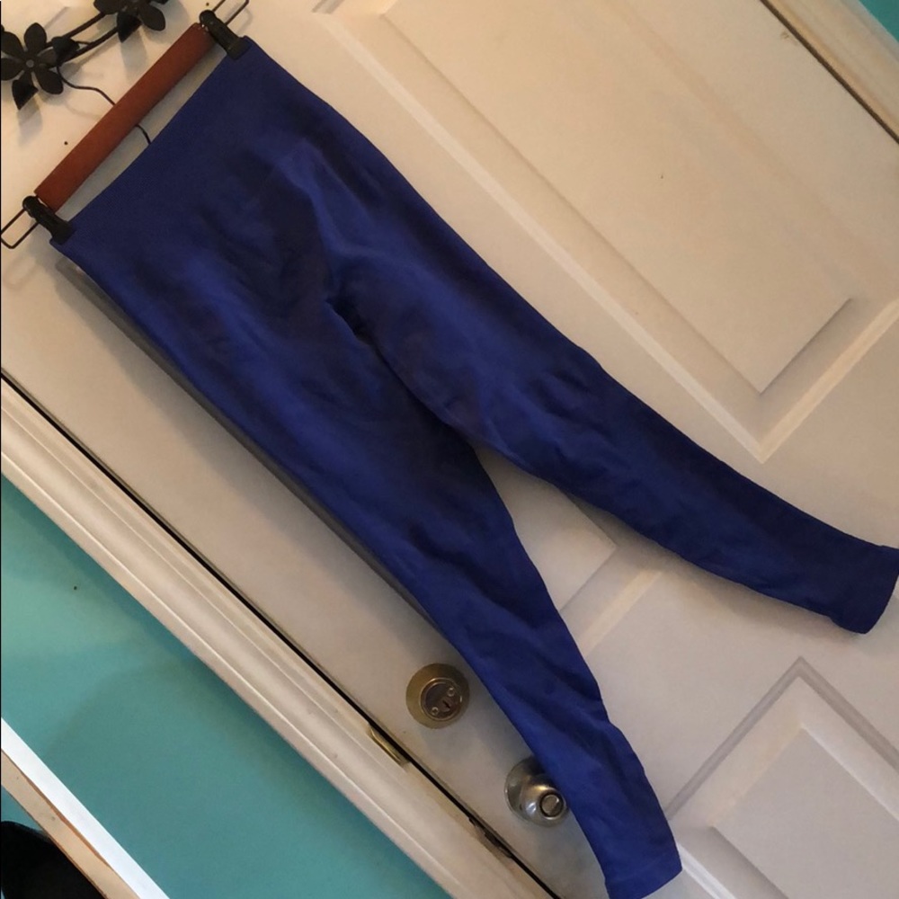 Lululemon yoga pants
